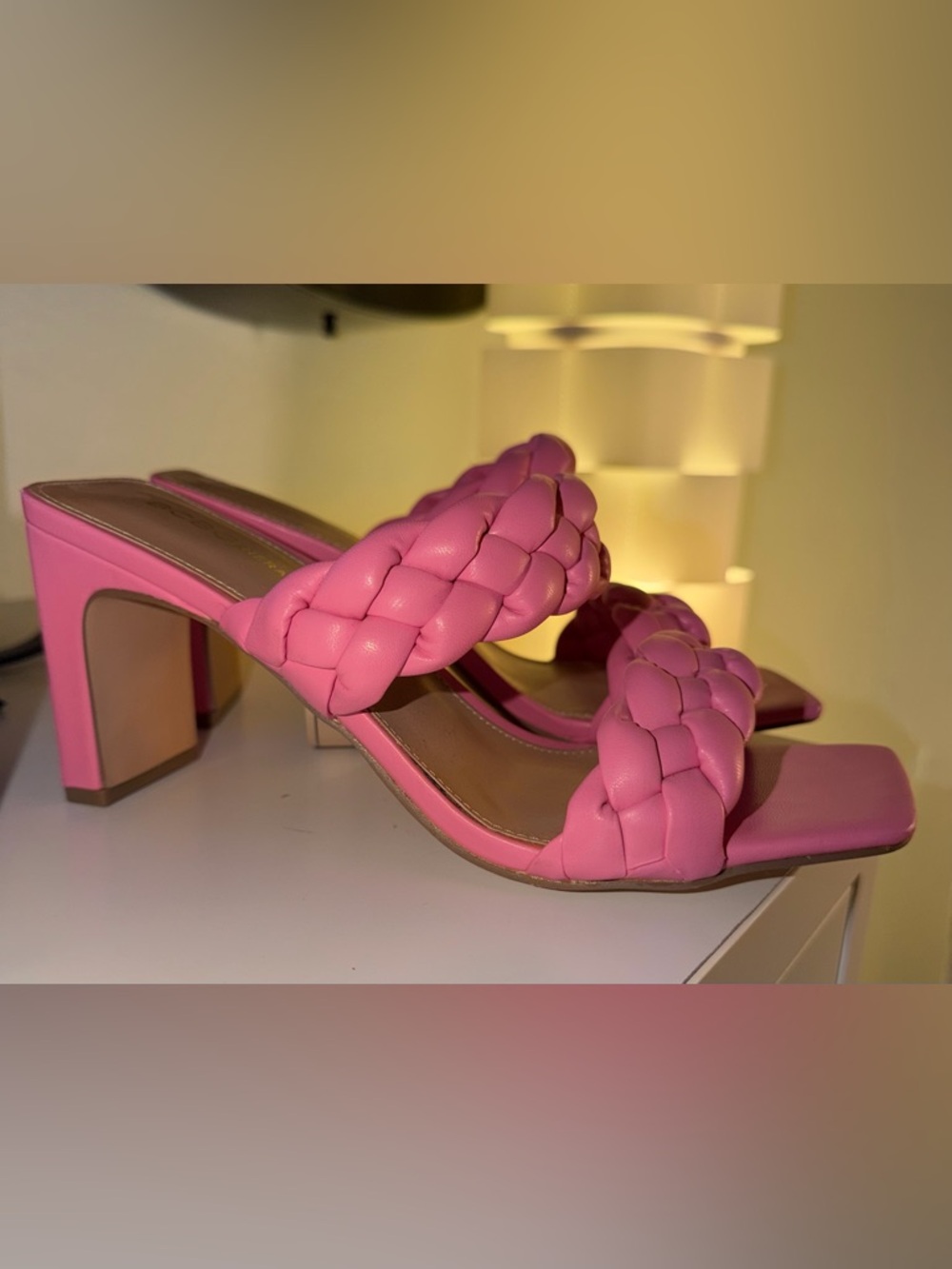 BCBG Generation Women’s Pink heels - 8.5